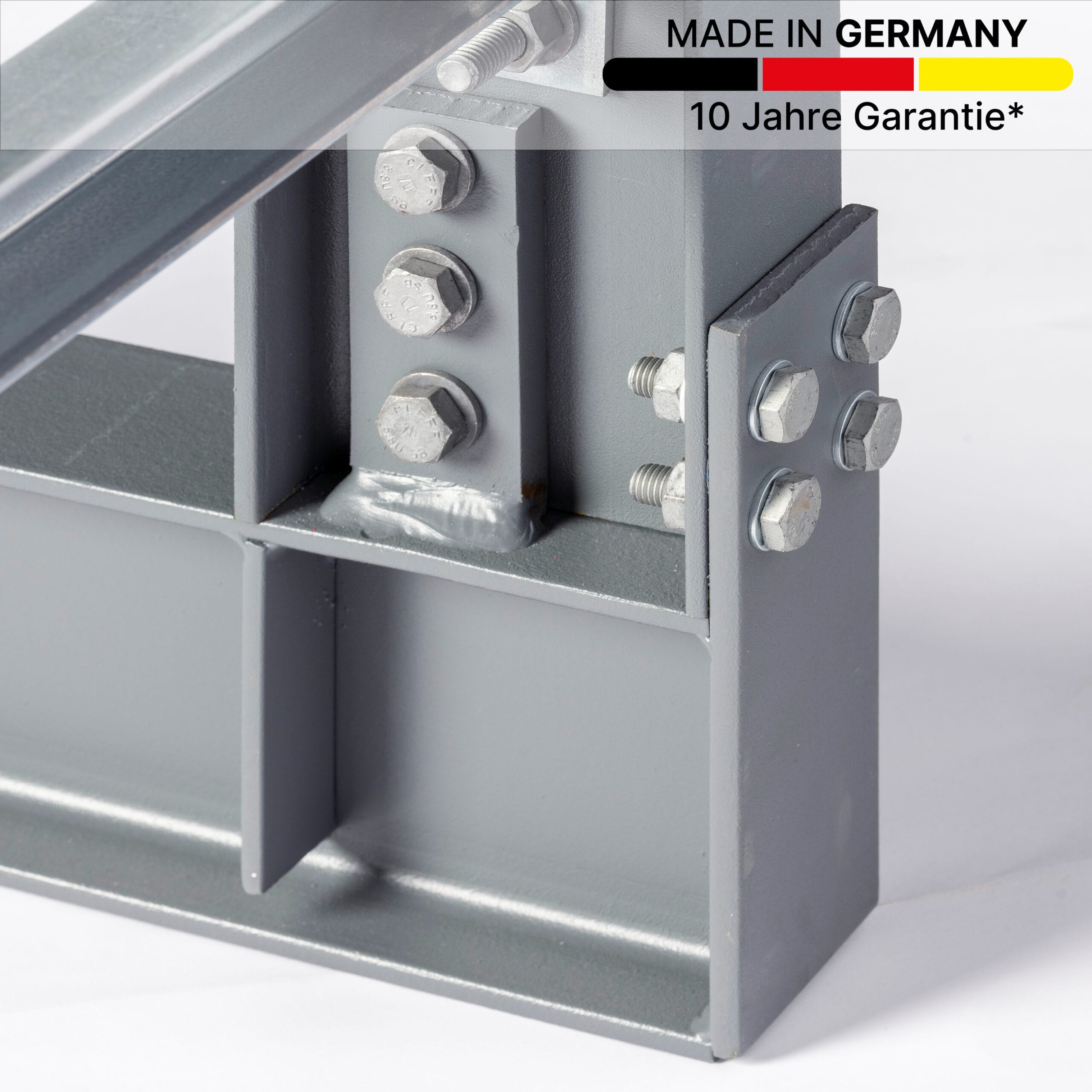 Handbedientes Kragarmregal, einseitig nutzbar- Detailansicht, mit MADE IN GERMANY Sticker